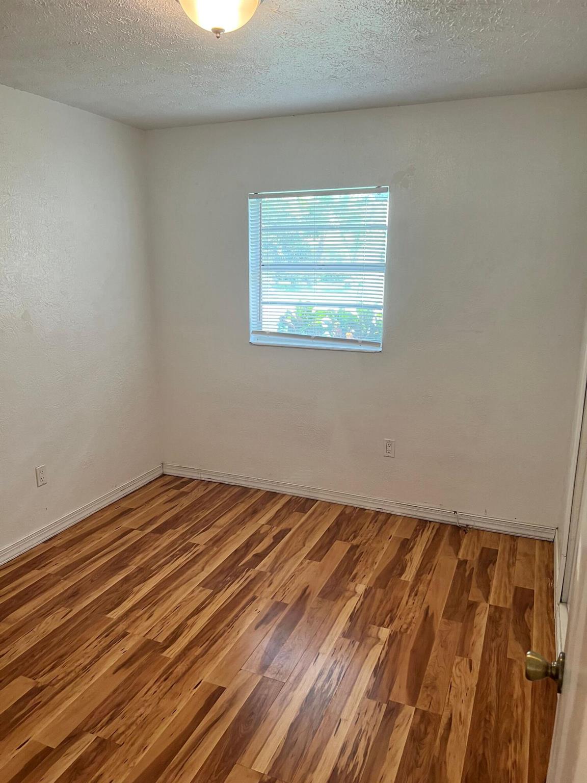 REVISED PLAT SOUTH 25TH - Residential Lease