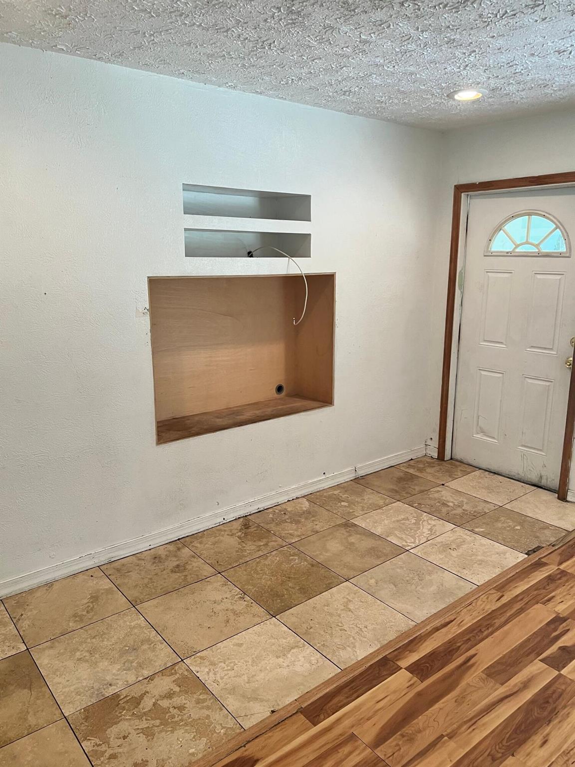 REVISED PLAT SOUTH 25TH - Residential Lease
