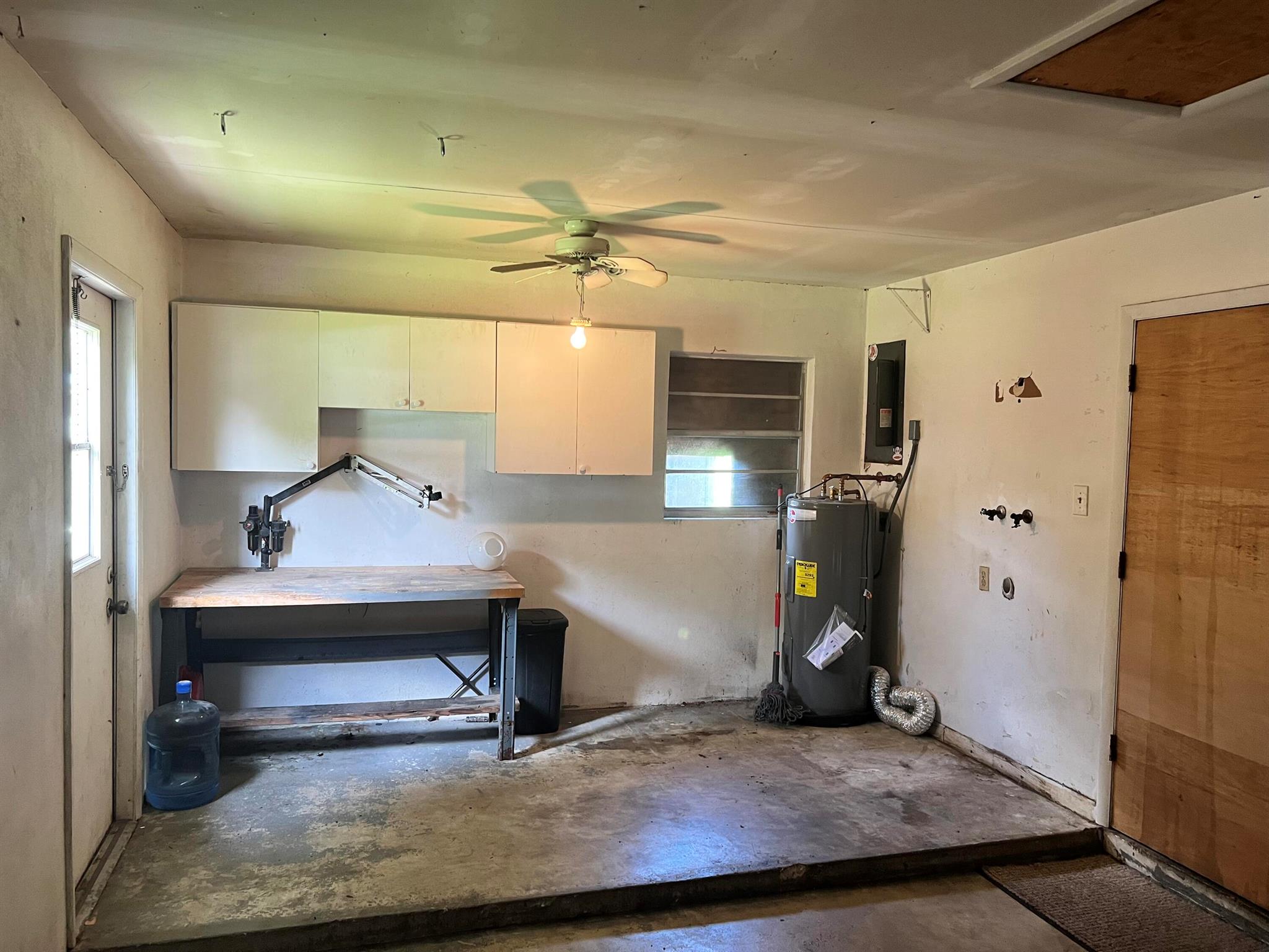 REVISED PLAT SOUTH 25TH - Residential Lease