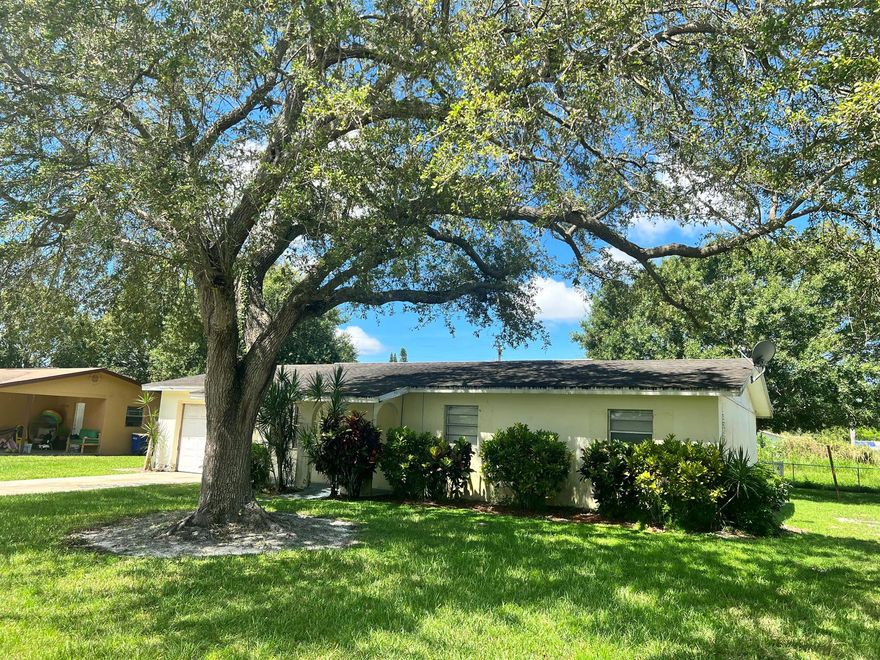 This cozy 3 bedroom, 2 bath home has a1 car garage and is within walking distance to Indian River State College. Updated kitchen and tile/wood laminate flooring throughout. Fully fenced back yard. $75 application fee per adult- must have a 600 or better credit score and make at least $6300/month to qualify. Pets are considered on a case by case basis with a $250 non-refundable pet fee- NO AGGESSIVE BREEDS! 1st, last, and security are required.