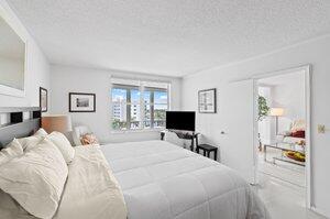 SEAGATE OF HIGHLAND CONDO - Residential