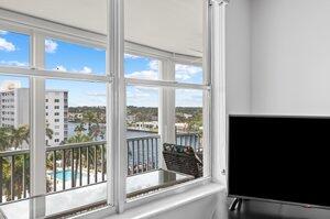 SEAGATE OF HIGHLAND CONDO - Residential
