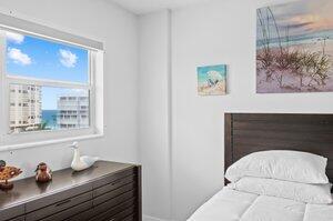 SEAGATE OF HIGHLAND CONDO - Residential