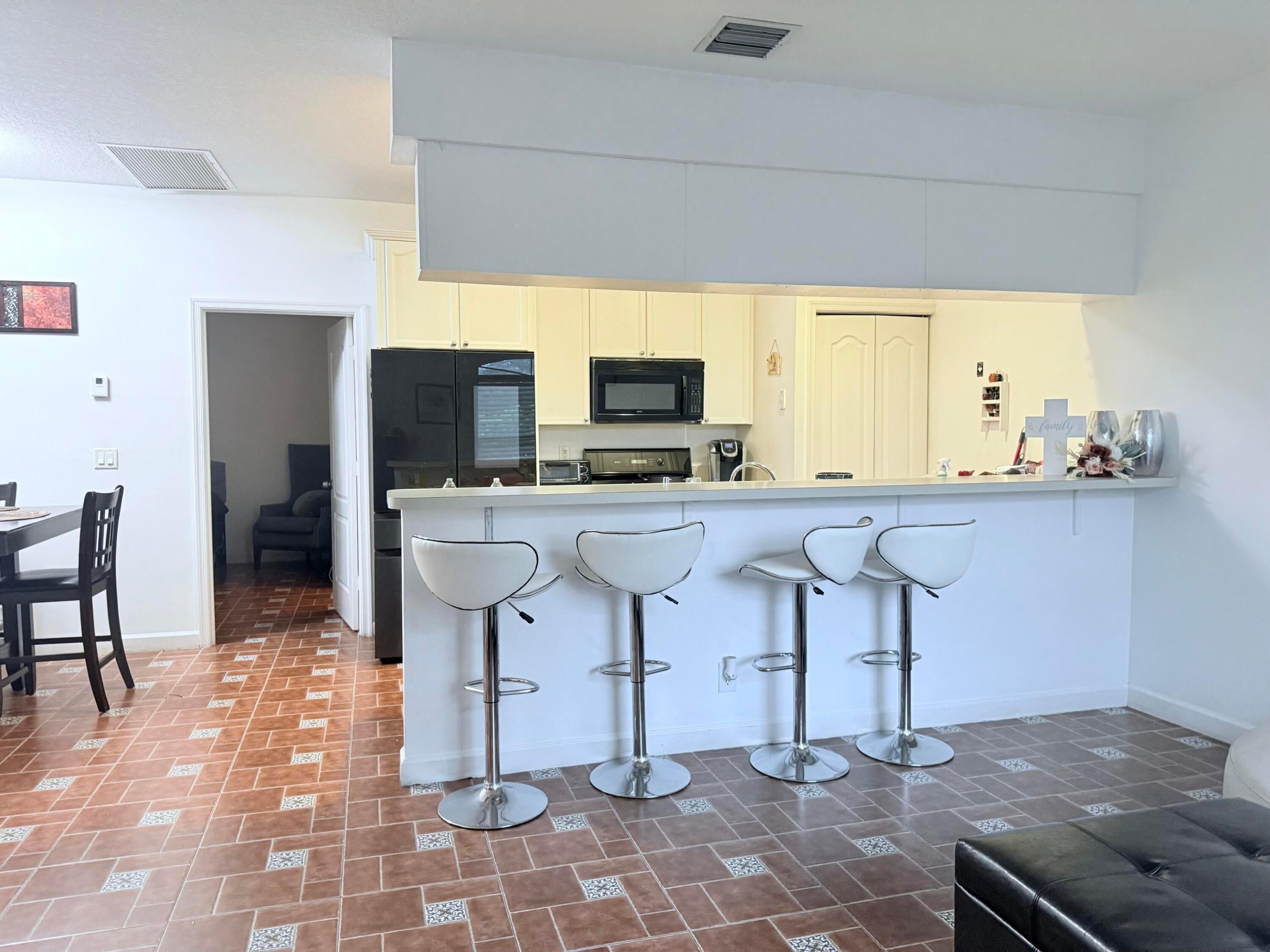 Properties 11937 Sturbridge Lane 10B