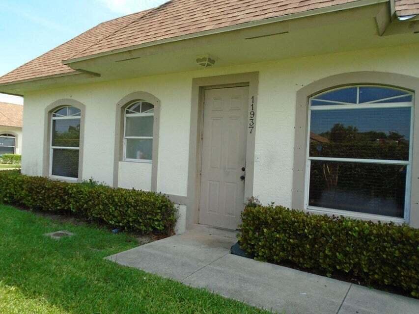 Properties 11937 Sturbridge Lane 10B