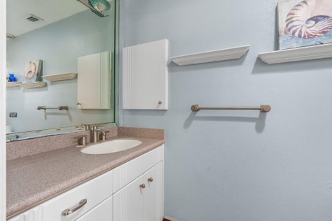 Tiny photo for 101 SE 14th Street, Pompano Beach, FL 33060 (MLS # B26022680)