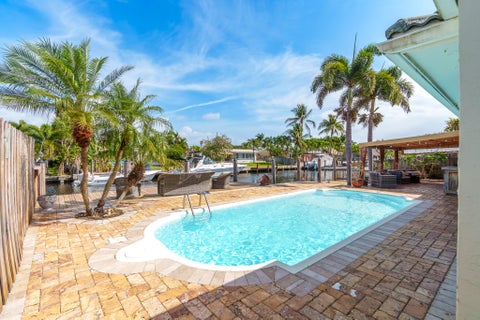 Tiny photo for 101 SE 14th Street, Pompano Beach, FL 33060 (MLS # B26022680)