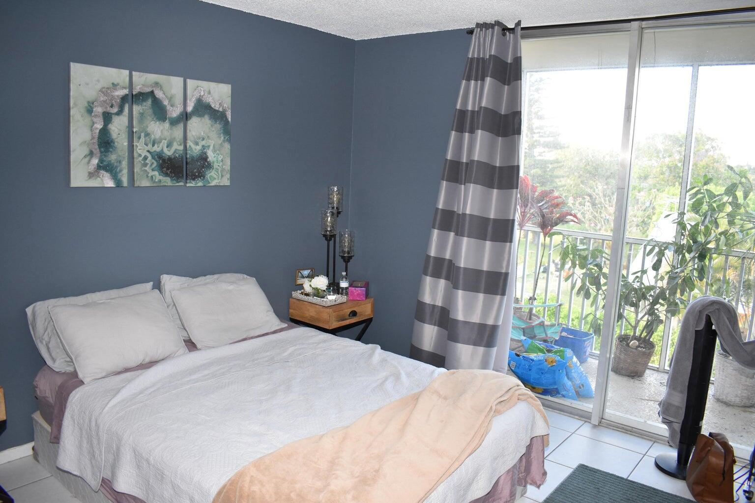 ROSEVIEW GARDEN CONDO - Residential Lease