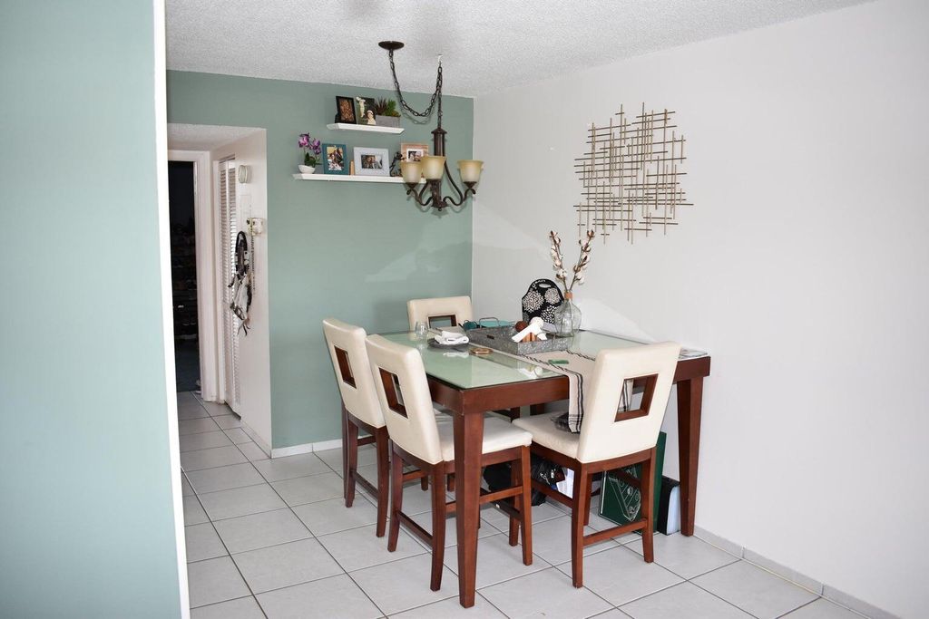 Photo of 1131 SE 4th Street #3060, Boynton Beach, FL 33435 (MLS # R11149688)