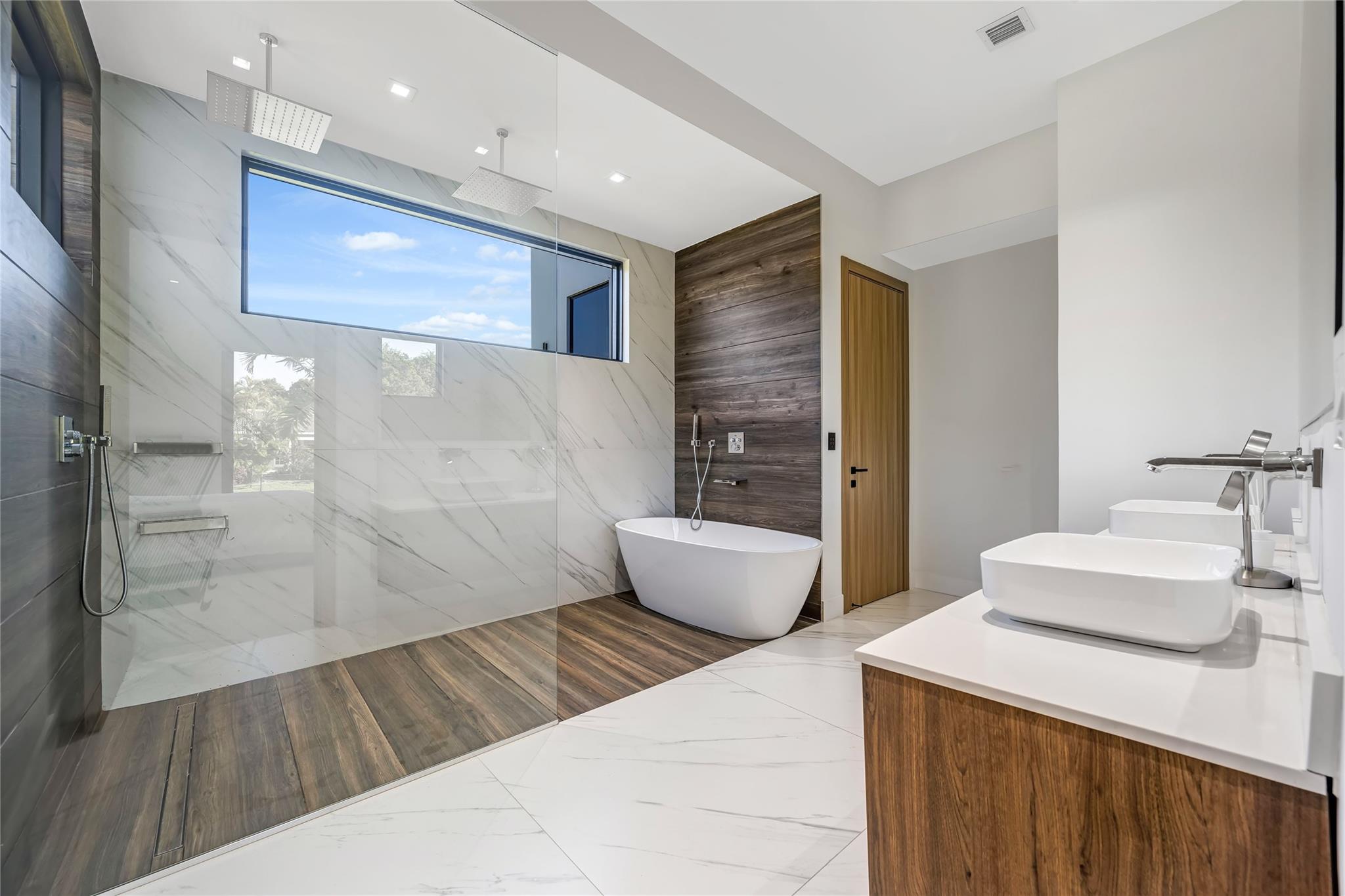 Jacaranda Villas 85-9 B - Residential