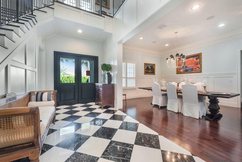 ROYAL PALM YACHT & COUNTRY CLUB - Residential