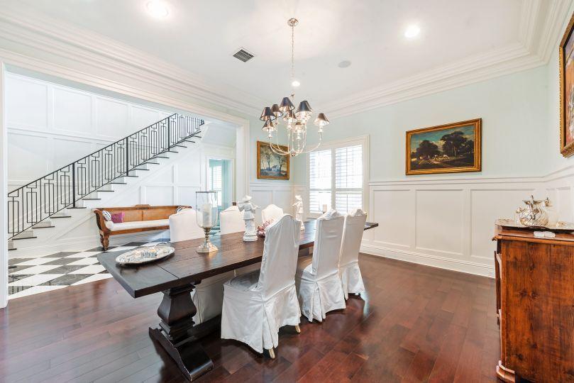 ROYAL PALM YACHT & COUNTRY CLUB - Residential