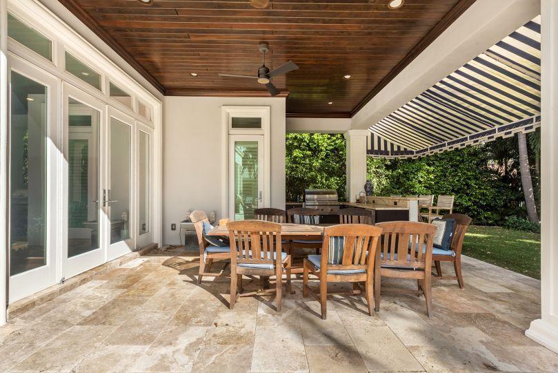 ROYAL PALM YACHT & COUNTRY CLUB - Residential