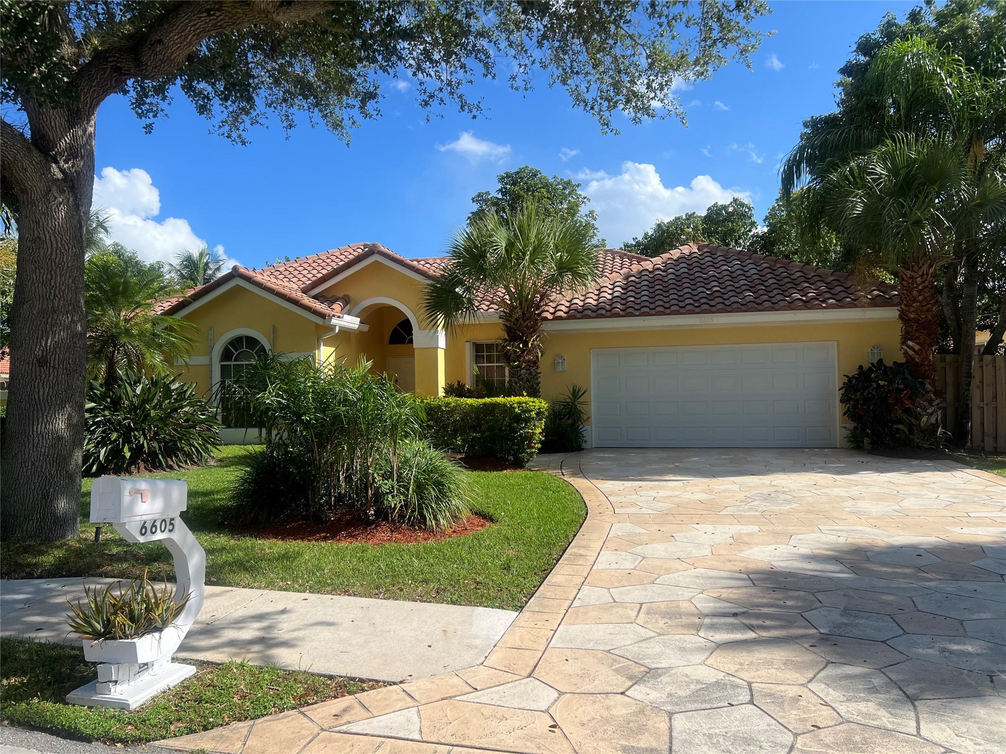 6605 NW 50th St