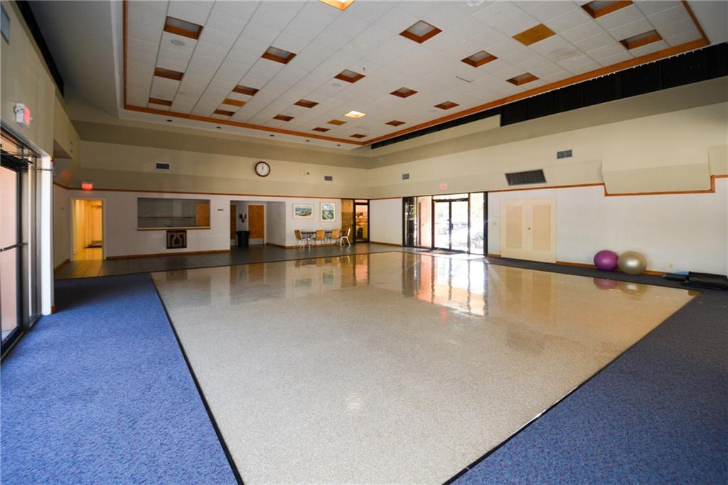 River Reach #4 Condo - Residential Lease