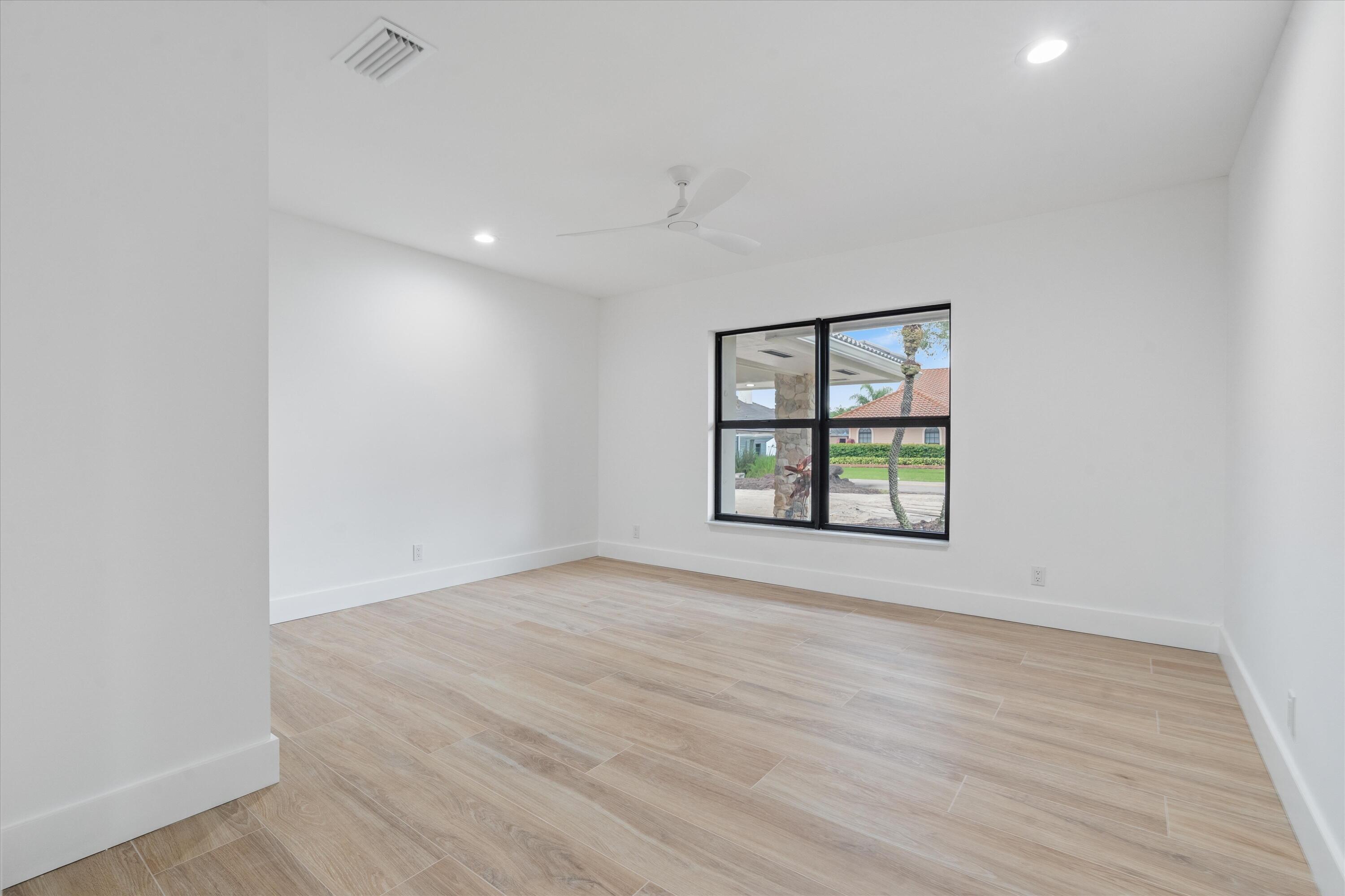 PGA RESORT COMMUNITY- MARLWOOD ESTATES - Residential