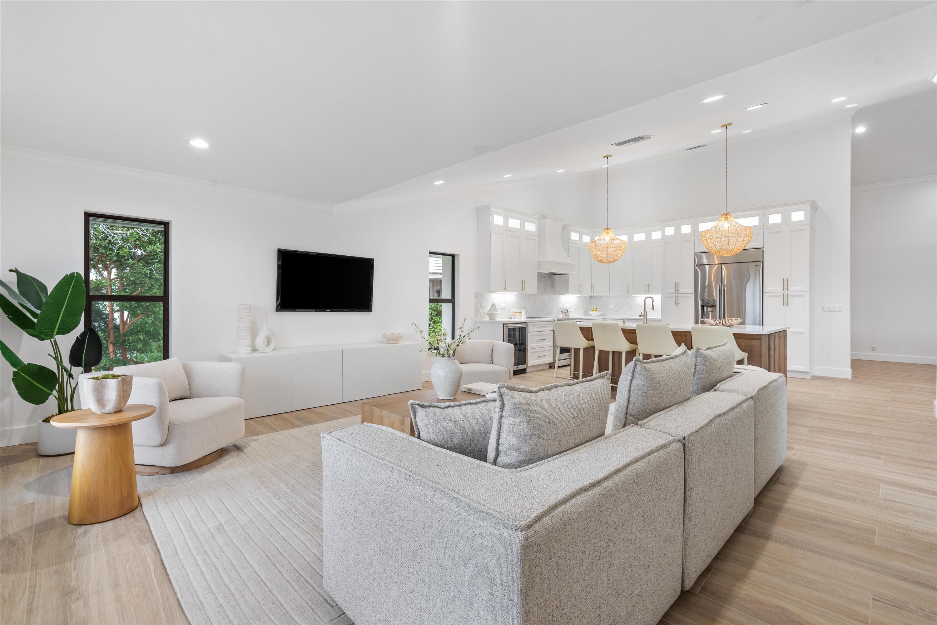 PGA RESORT COMMUNITY- MARLWOOD ESTATES - Residential