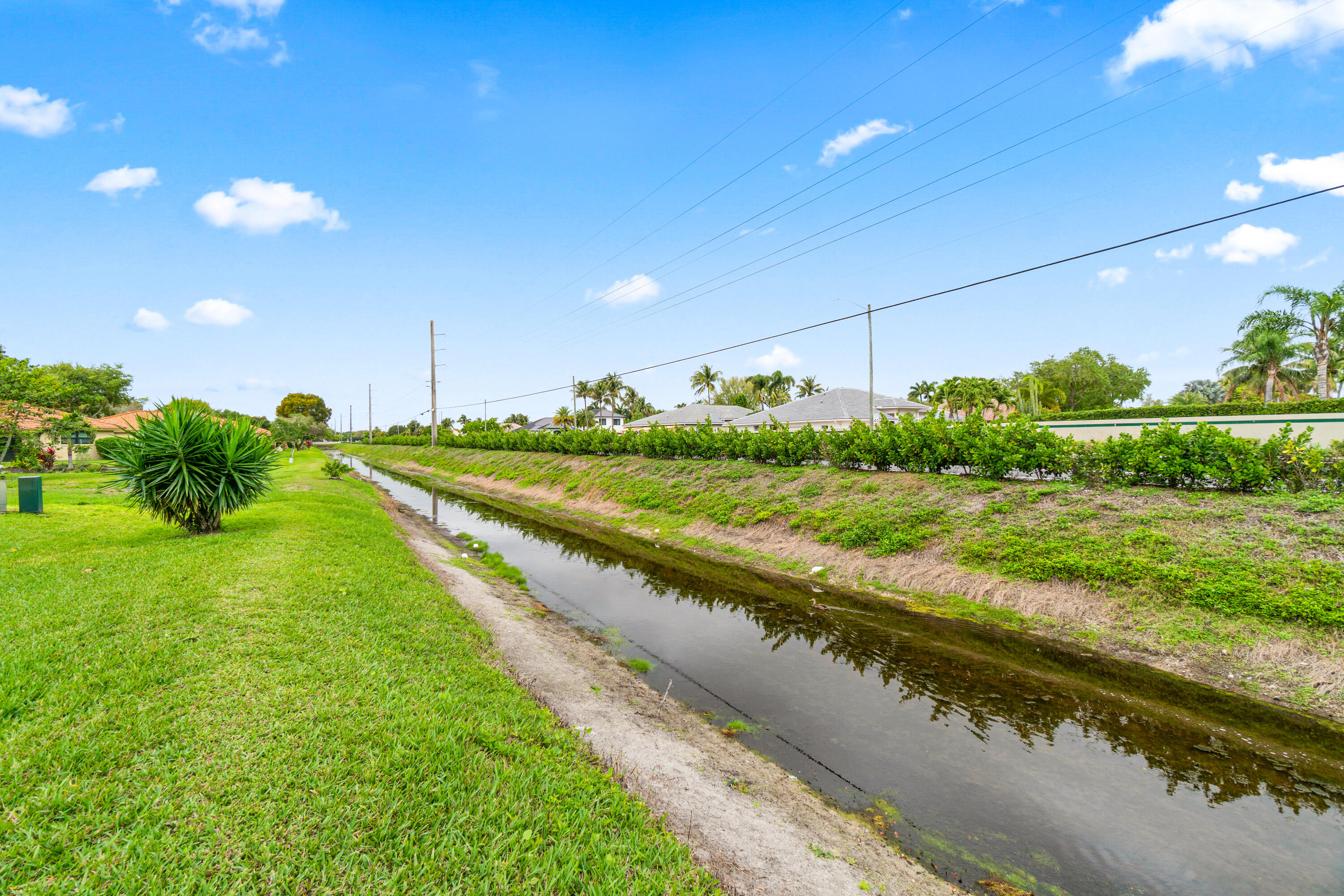 BENT TREE VILLAS WEST CONDO - Residential