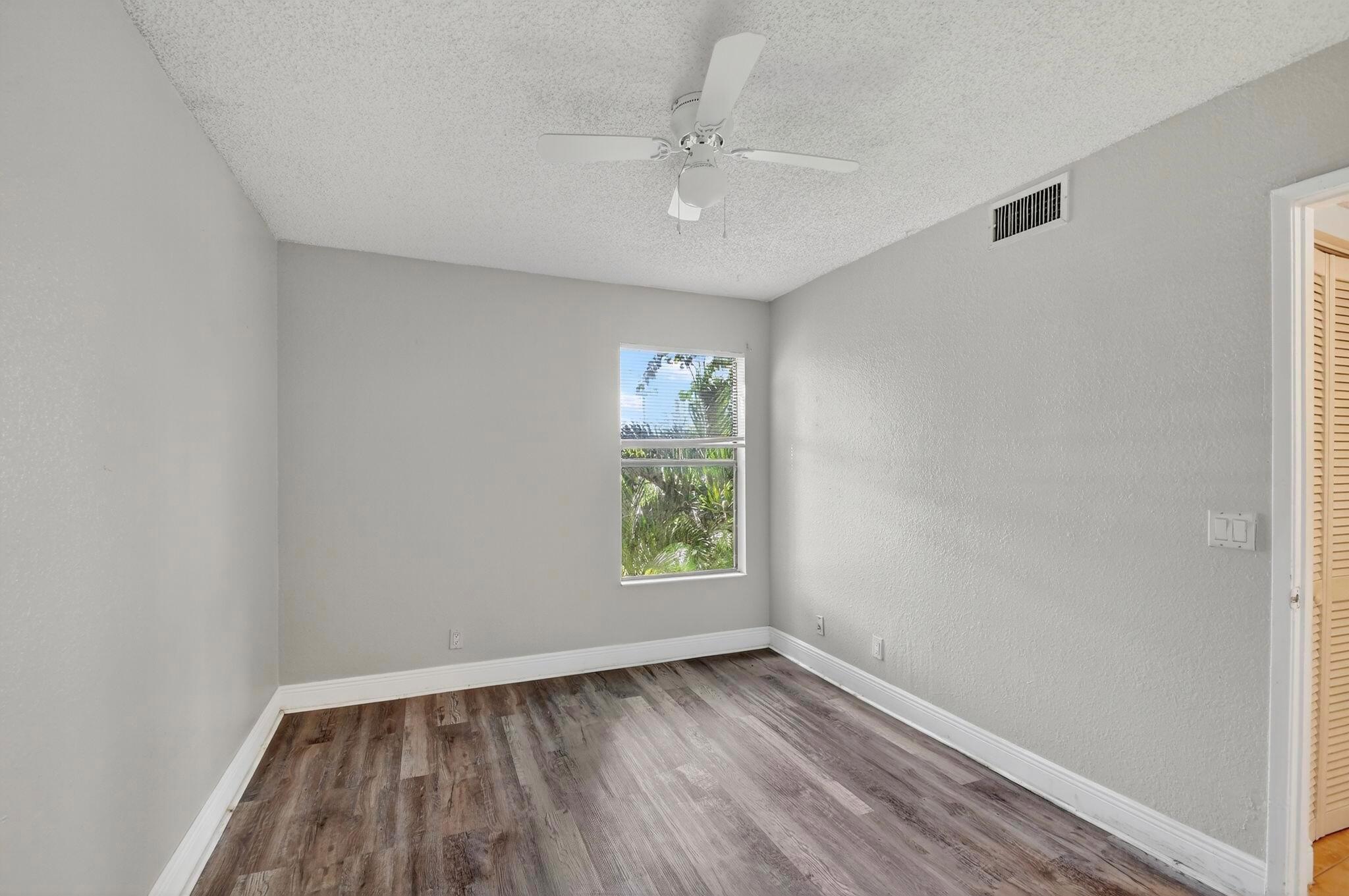 PALM BEACH PLACE CONDO - Residential Lease