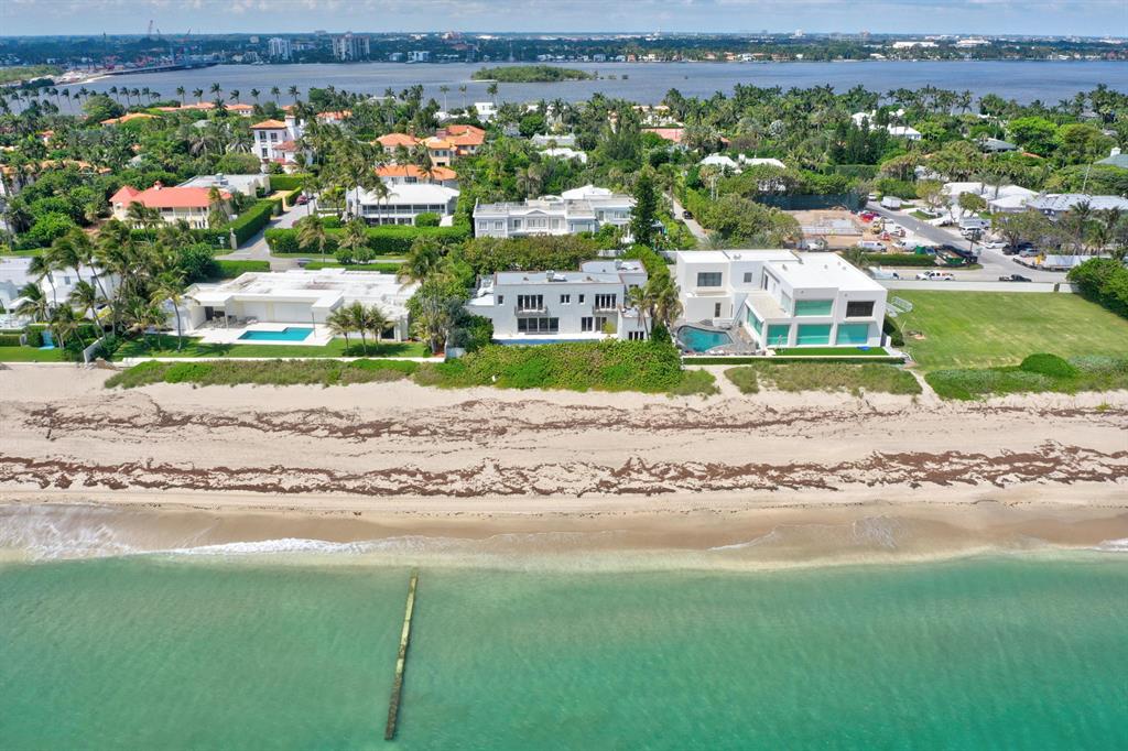 35-43-43, N 100 FT OF S 1865.25 FT OF GOV LT 2 E O - Residential