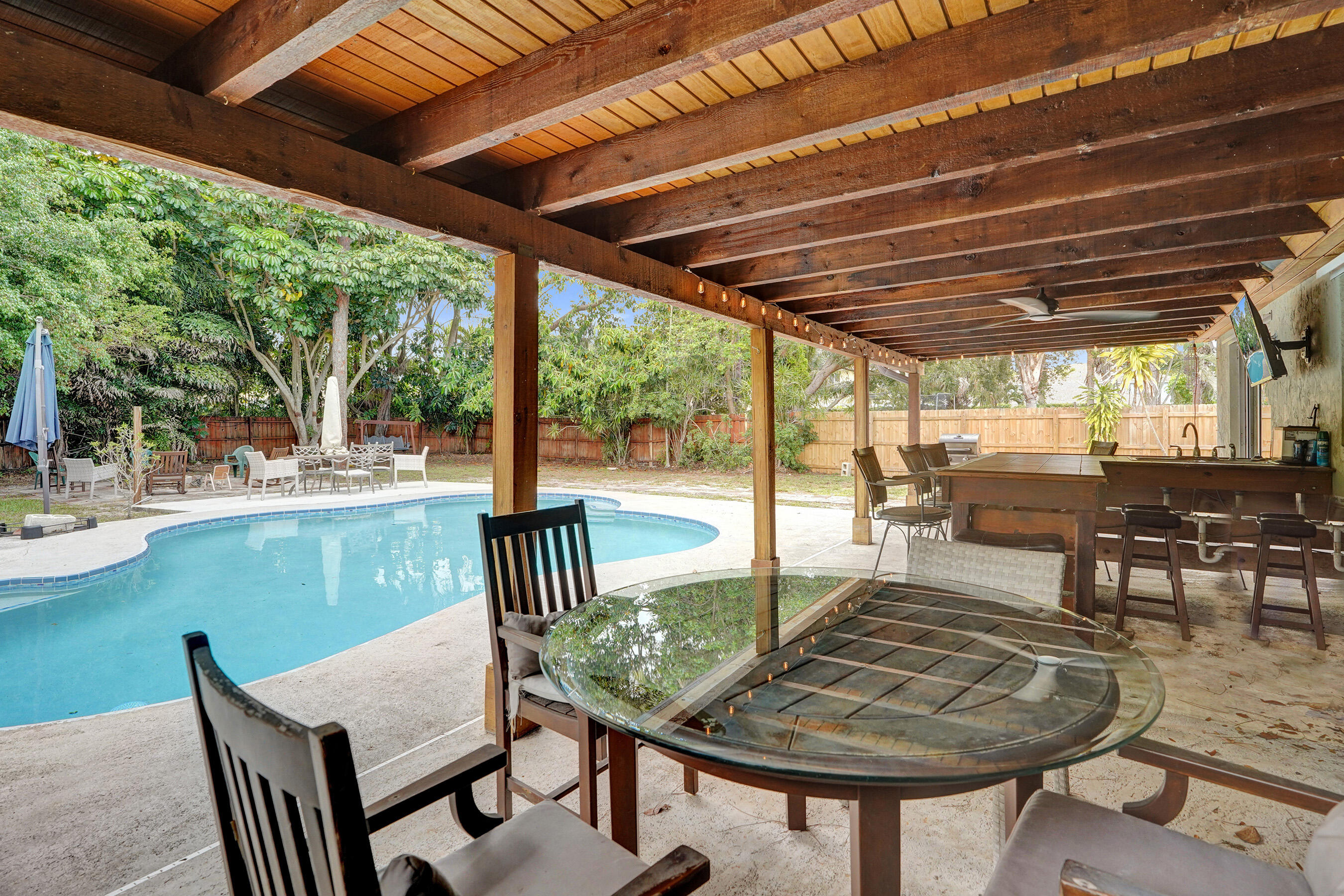 CONCEPT HOMES OF LANTANA 2 - Residential