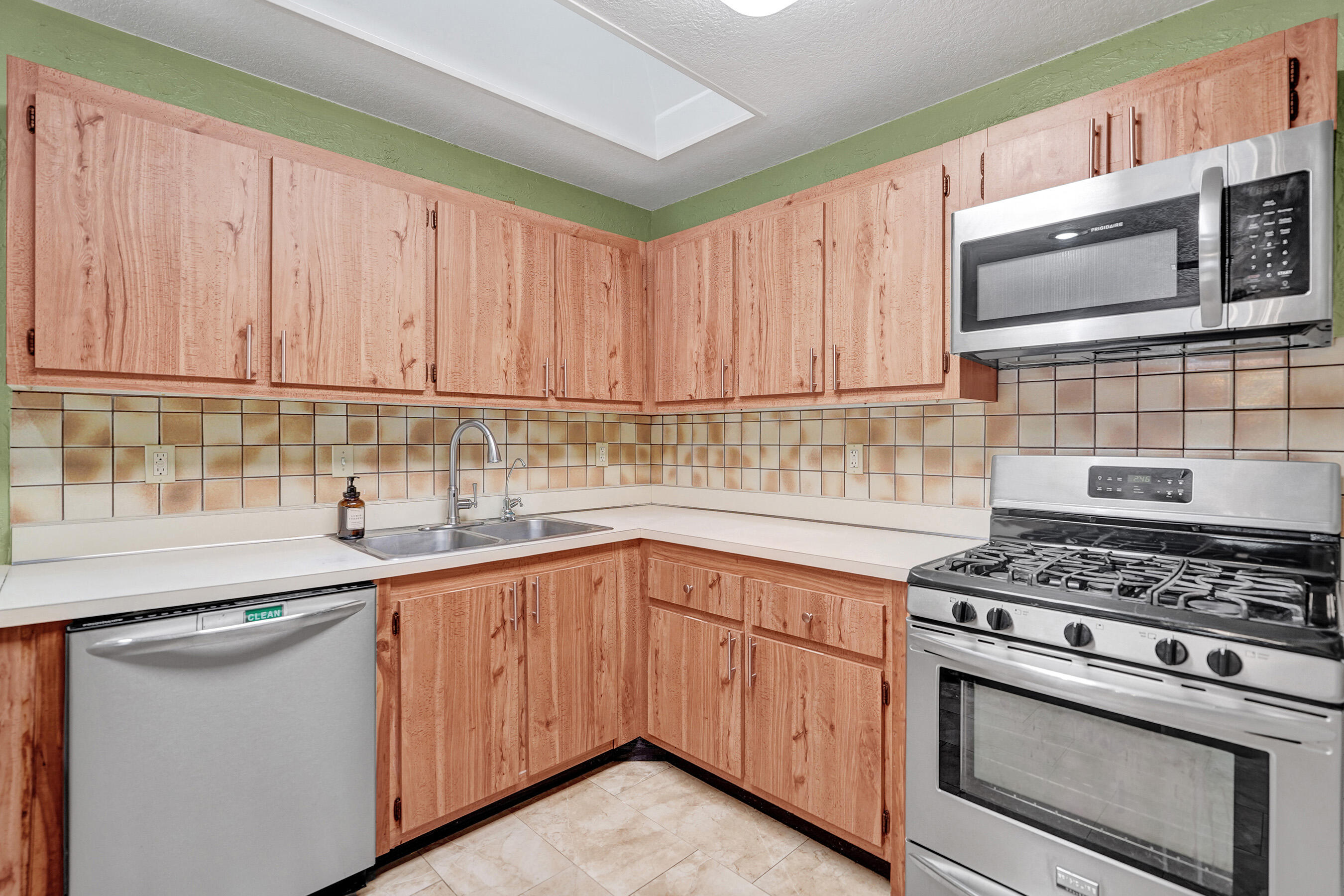 4878 Spartacus Drive