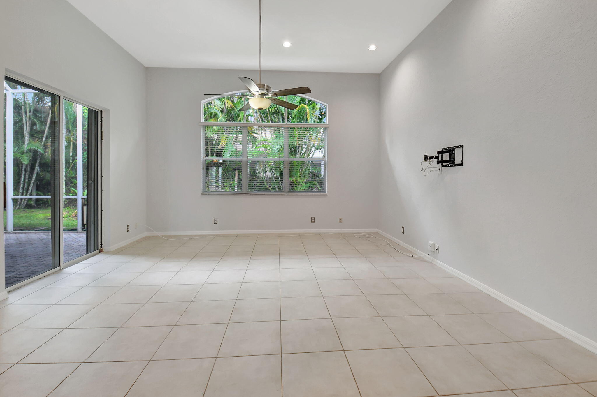 11241 Sea Grass Circle