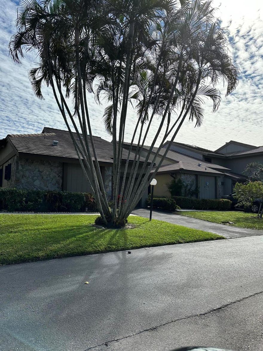 Welcome to this charming one-story townhouse nestled in the picturesque Gardens of Woodberry. This well-maintained end unit is a hidden gem ready to move in or to be updated to suit your unique style and preferences. Boasting 2 bedrooms, 2 bathrooms, and a garage, it offers the perfect canvas for creating your dream home. As you approach this inviting townhouse, you'll immediately notice its prime location within the community. Situated as an end unit, it provides added privacy and a sense of spaciousness. The lush landscaping and well-kept exteriors of the Gardens of Woodberry create an idyllic setting, making every day feel like a retreat.

Upon entering, you'll discover a well-designed layout that maximizes space and functionality. The open-concept living and dining area provide a cozy atmosphere for relaxation and entertaining. Natural light streams in through large windows, brightening up the living spaces and creating a welcoming ambiance.

The kitchen is fully equipped and functional, offering a great opportunity for customization to your culinary preferences. With the right touches, it can become a culinary haven where you can whip up your favorite dishes.

The two spacious bedrooms are thoughtfully positioned for privacy, with the primary bedroom featuring an en-suite bathroom. Both bathrooms are in good shape, ready for your personal touches to transform them into spa-like retreats.

The attached garage provides convenience and security for your vehicle and additional storage space. It's a practical feature that adds to the overall value of this townhouse.

One of the standout features of this property is its fantastic location. The Gardens of Woodberry is a community that offers a tranquil environment while being incredibly convenient to everything you need. Whether you're looking for shopping, dining, parks, or easy access to transportation, you'll find it all just a stone's throw away.

In summary, this one-story townhouse in the Gardens of Woodberry is a well-maintained, end-unit property with great potential for customization and modernization. With 2 bedrooms, 2 bathrooms, and a garage, it offers a comfortable and convenient living experience in a superb location. Don't miss the opportunity to make this your ideal home, where you can bring your vision to life and enjoy the best of both worlds - a peaceful oasis and easy access to the area's amenities.