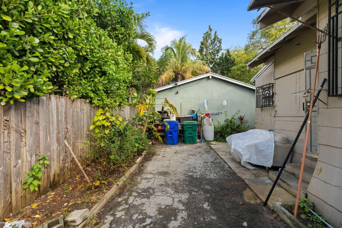 LITTLE RIVER GARDENS AMD - Residential Income