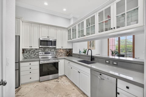 Tiny photo for 2860 Marina Circle, Lighthouse Point, FL 33064 (MLS # B26026706)