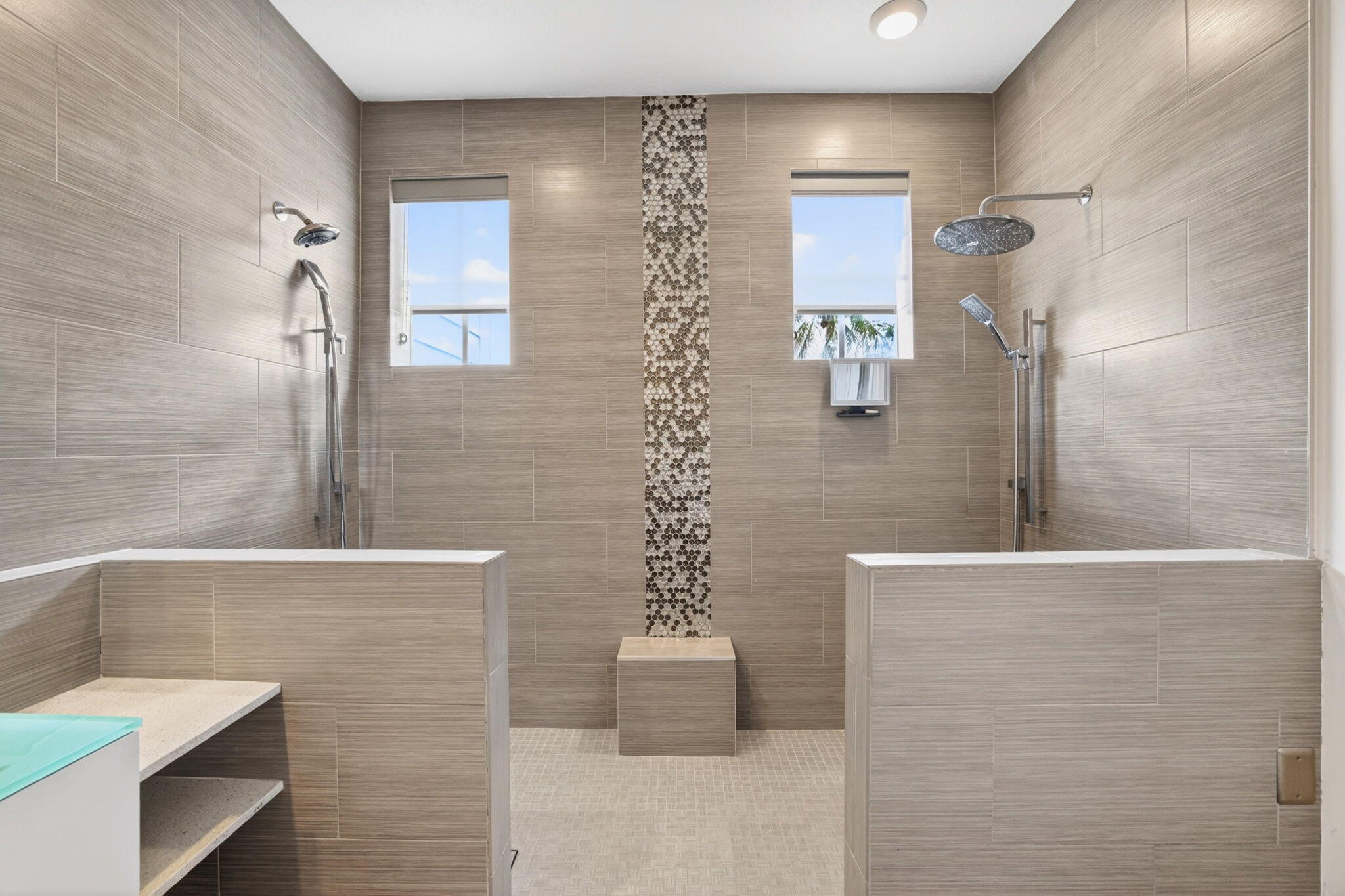 LIGHTHOUSE POINT 2 SEC - Residential