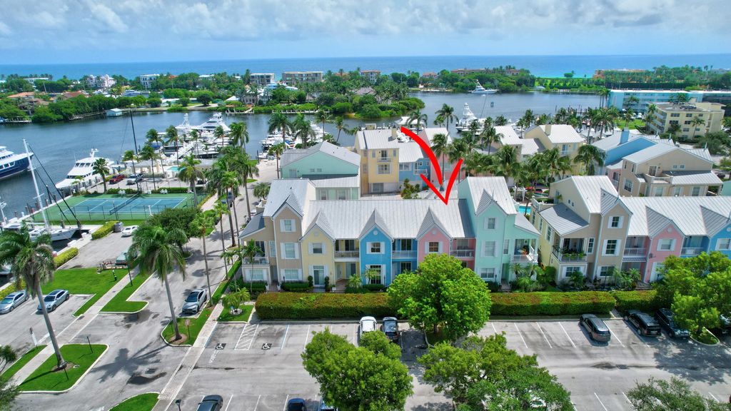 Photo of 2860 Marina Circle, Lighthouse Point, FL 33064 (MLS # B26026706)