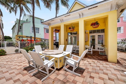 Tiny photo for 2860 Marina Circle, Lighthouse Point, FL 33064 (MLS # B26026706)