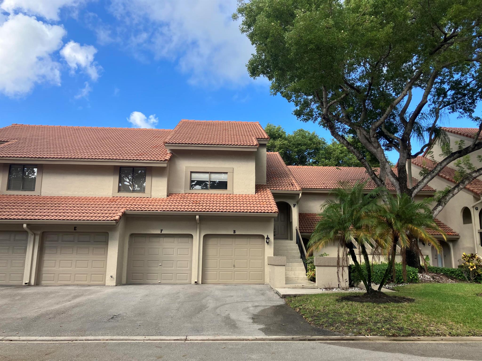 Welcome to this beautifully maintained and spacious 2-bedroom, 1-bathroom townhouse located in the heart of Central Boca Raton. This all-ages community is perfect for anyone seeking comfort, convenience, and a great location. Features Include:Open and airy floor plan with plenty of natural lightUpdated kitchen with modern appliancesLarge bedrooms with ample closet spaceIn-unit washer and dryerAssigned parking and guest spots availableQuiet, well-maintained community.Won't last come and see it!
