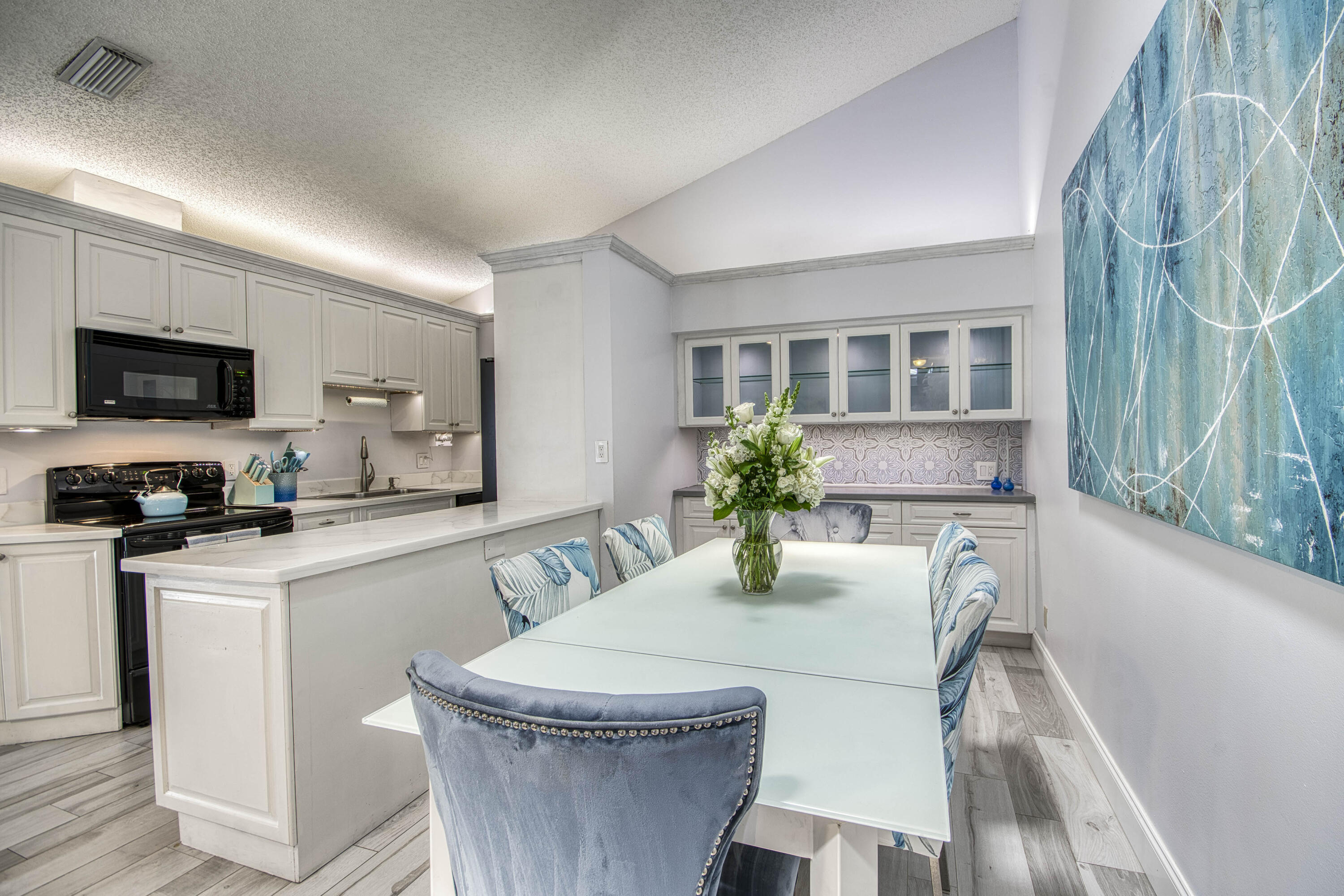 Westwood Lakes - Residential