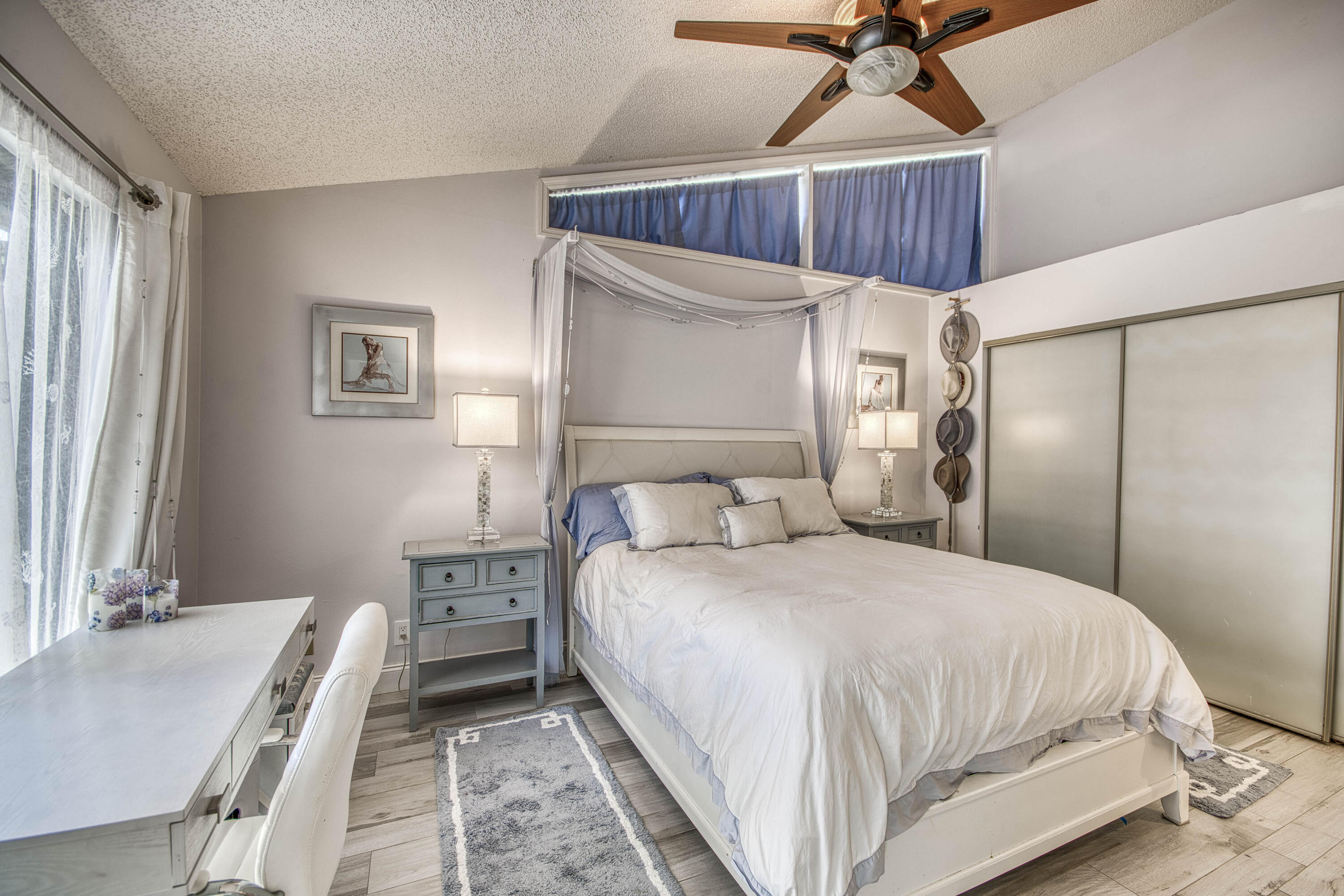 Westwood Lakes - Residential