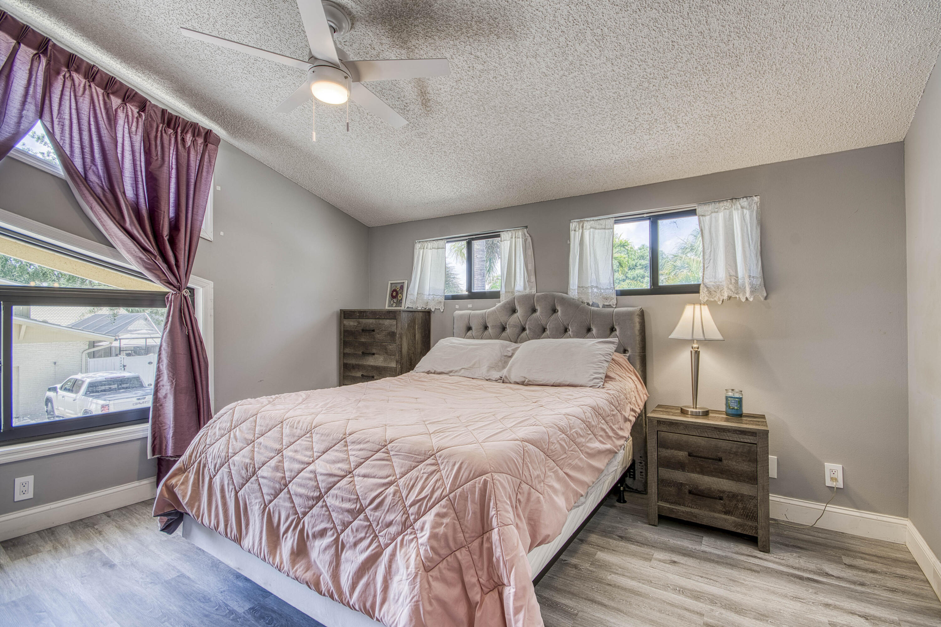 Westwood Lakes - Residential