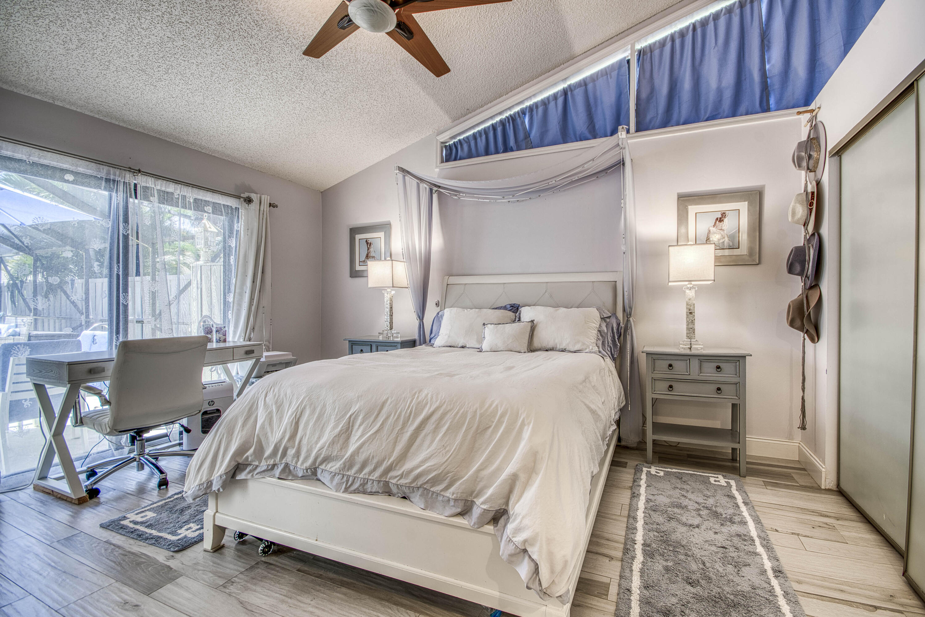 Westwood Lakes - Residential