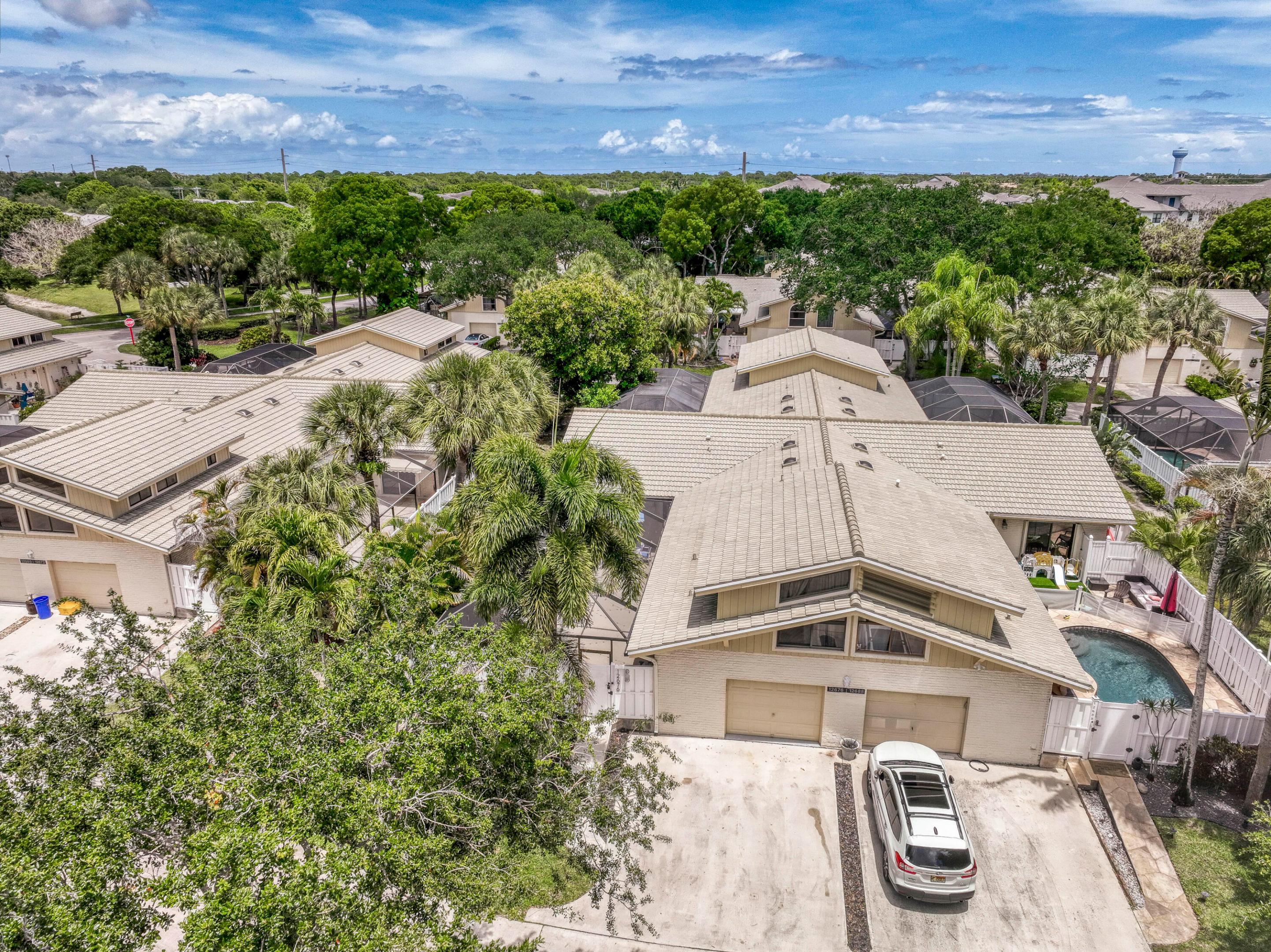 Westwood Lakes - Residential