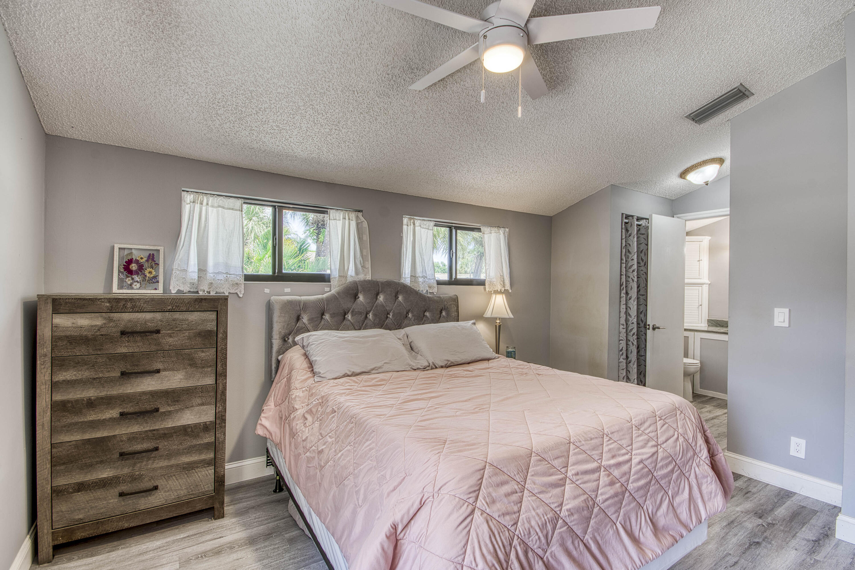 Westwood Lakes - Residential