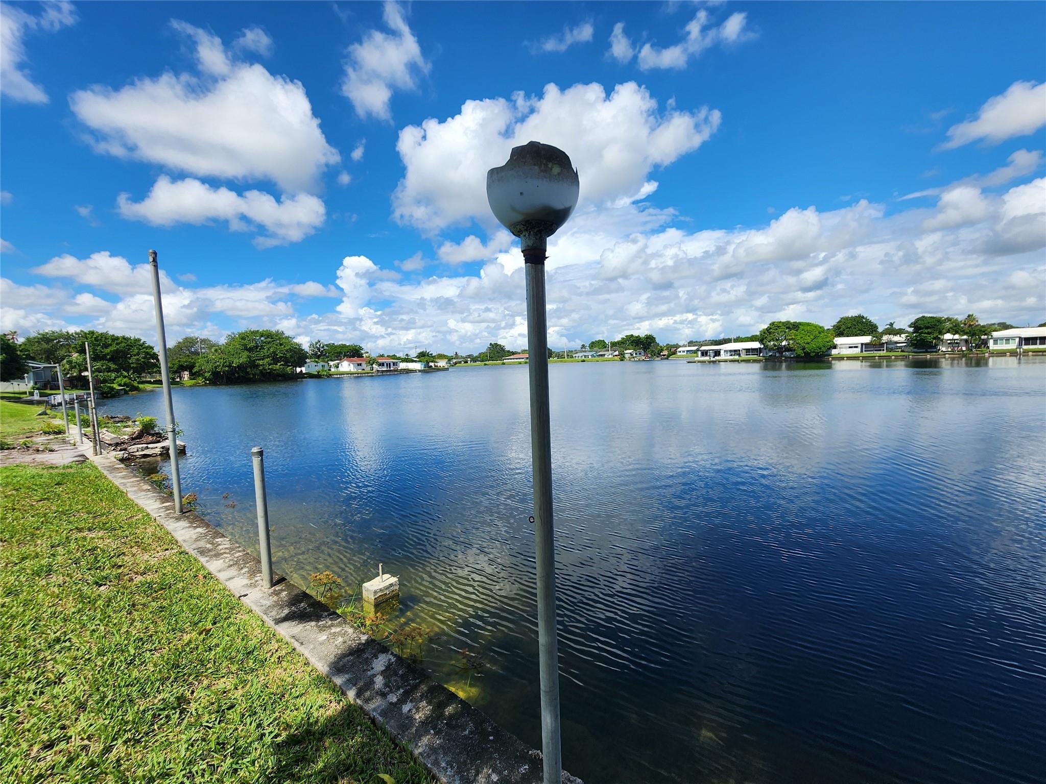 Tamarac Lakes North 2nd S - Residential Lease