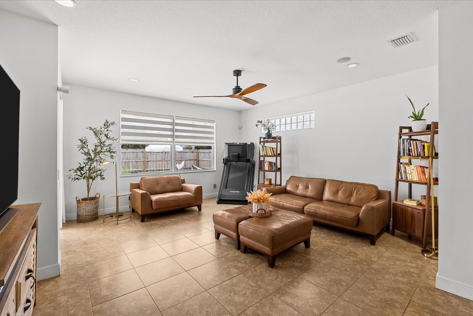 PORT ST LUCIE SECTION 19 - Residential