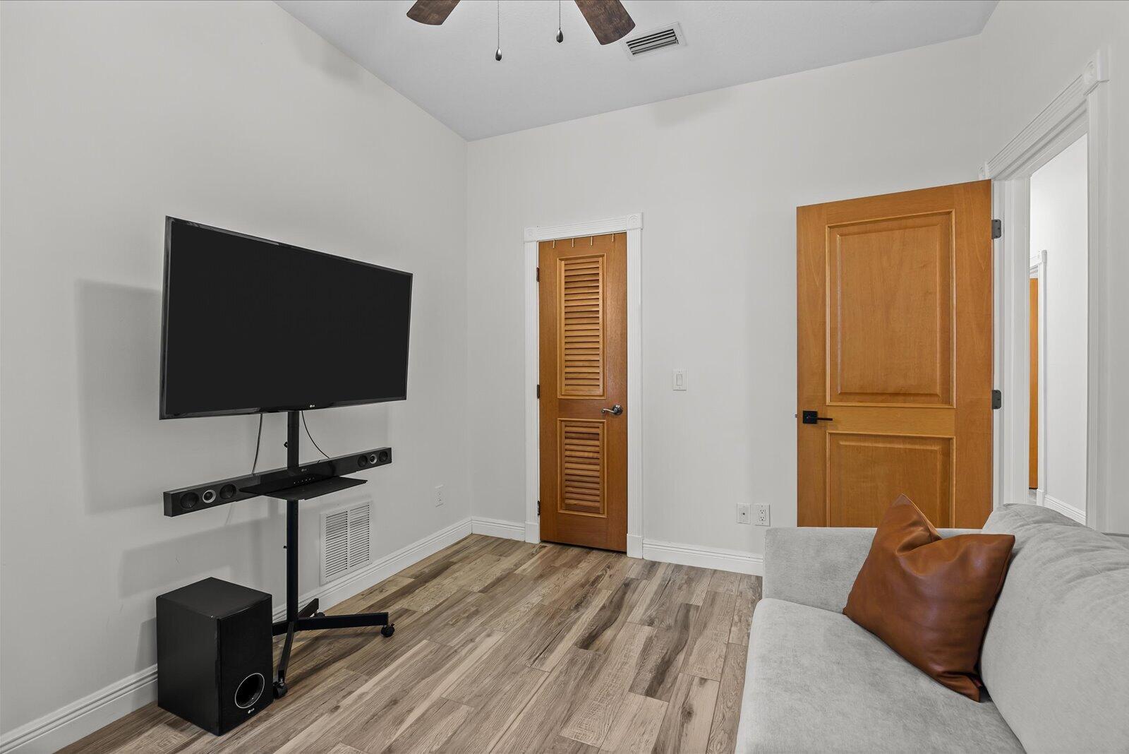 PORT ST LUCIE SECTION 19 - Residential