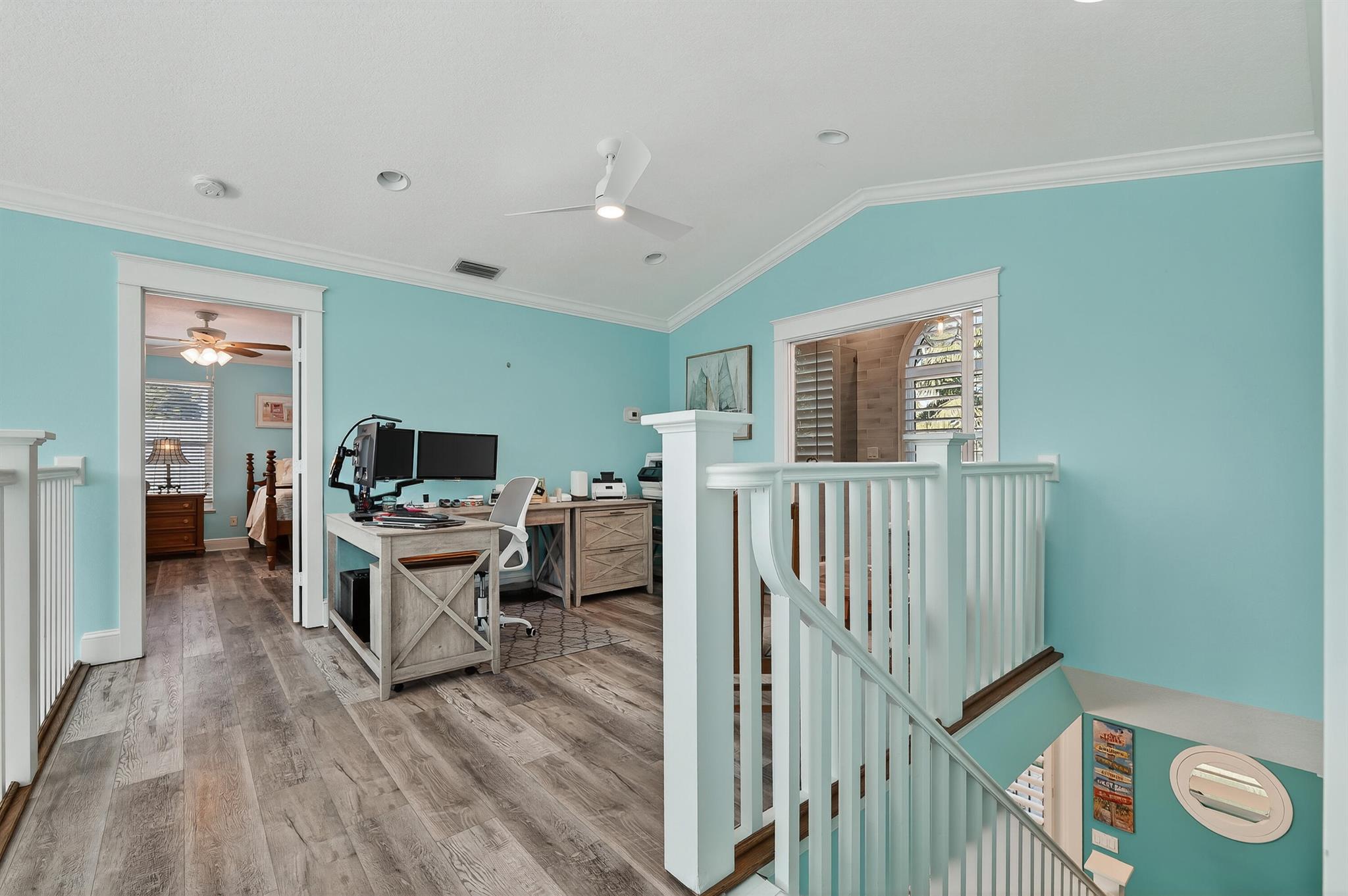 PORTAGE COVE - Residential