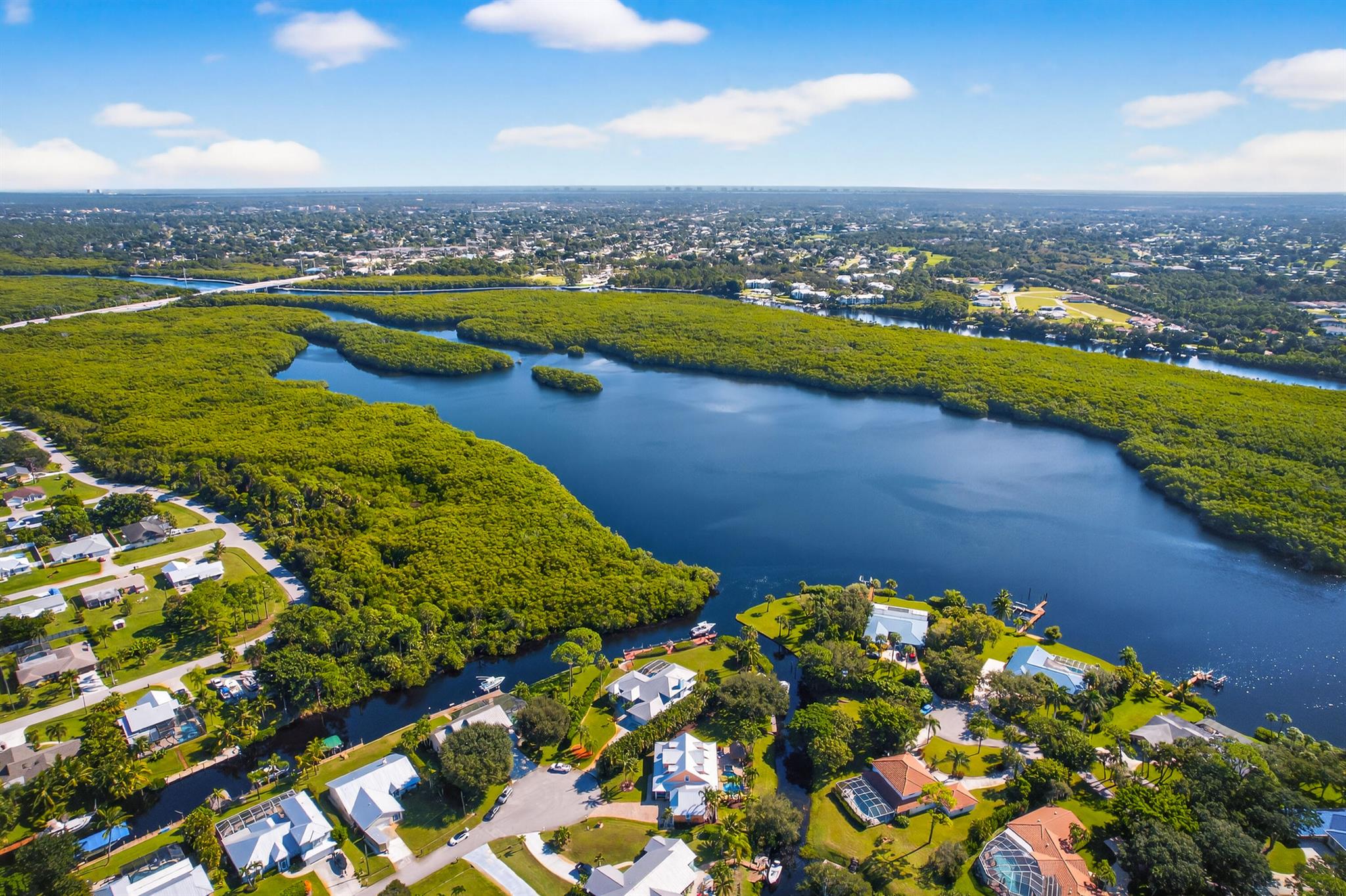 PORTAGE COVE - Residential