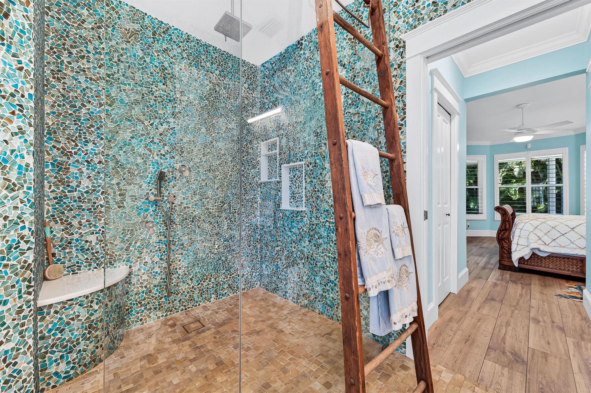 PORTAGE COVE - Residential