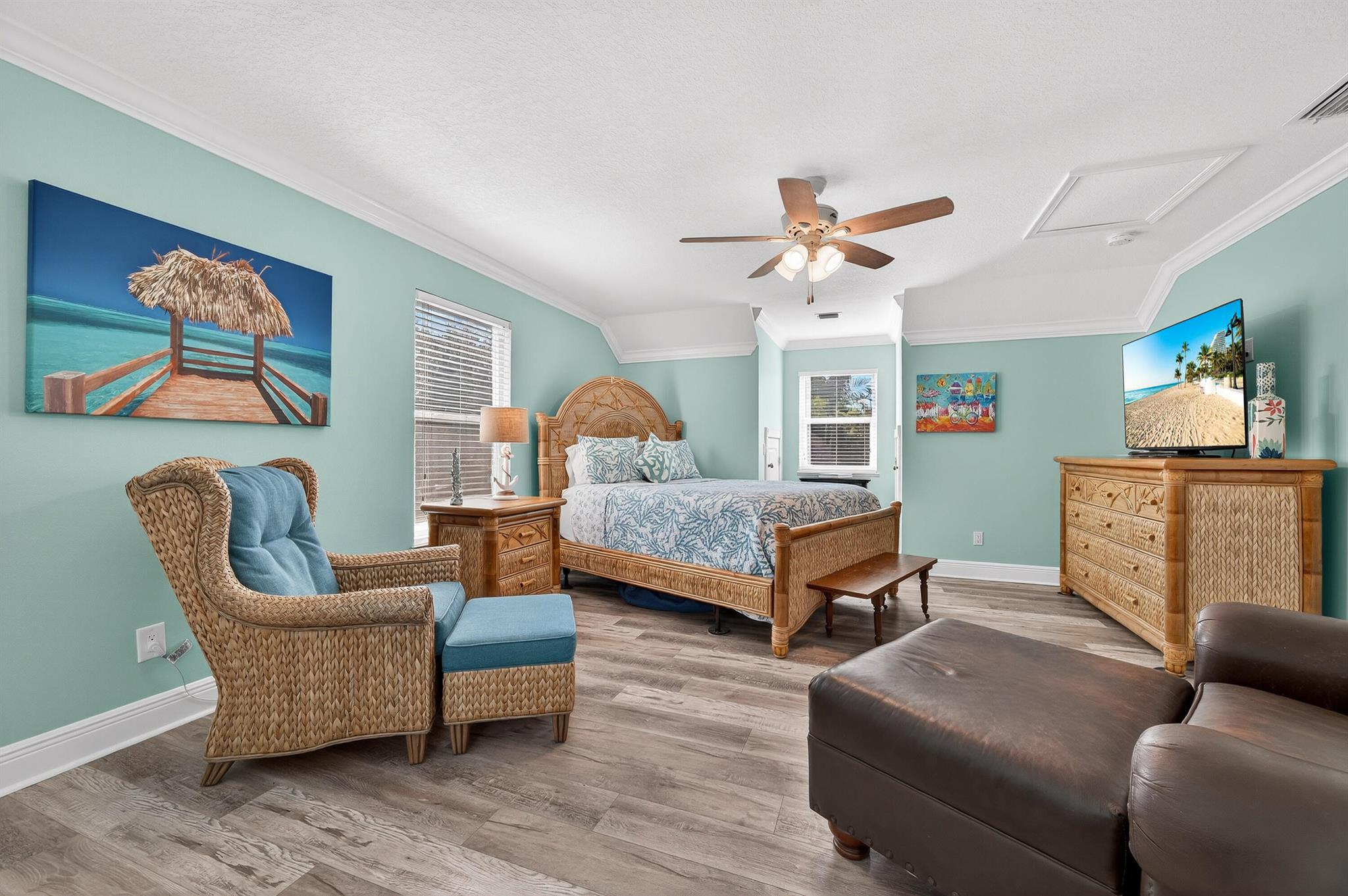 PORTAGE COVE - Residential