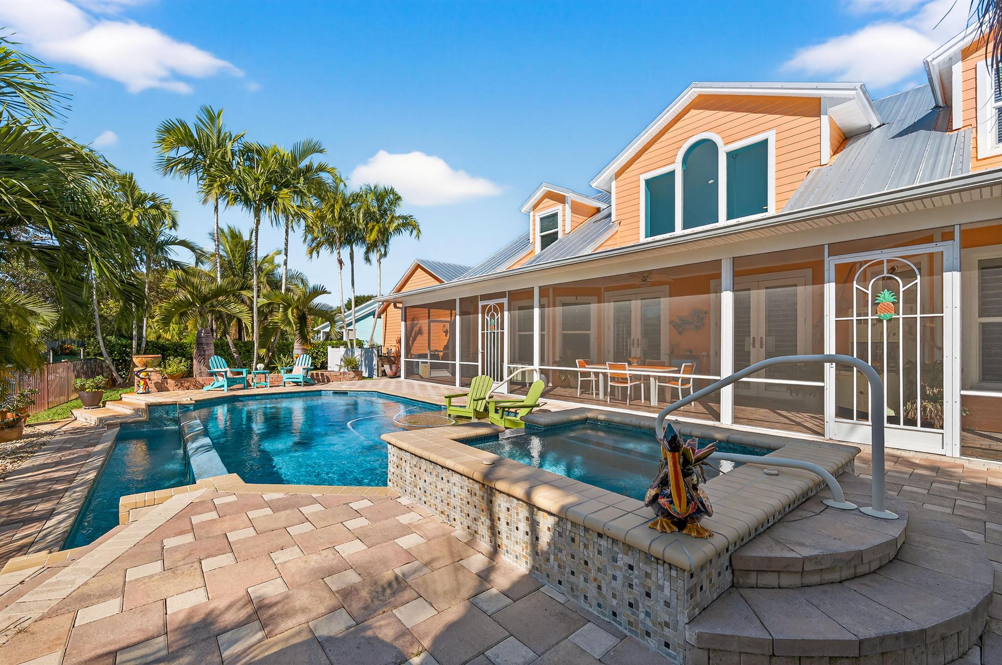 PORTAGE COVE - Residential