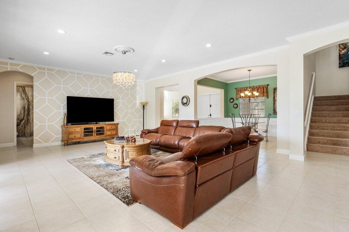 VILLAGES OF WINDSOR 2 - Residential