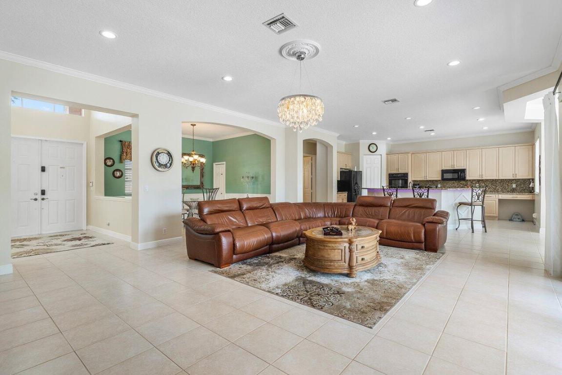 VILLAGES OF WINDSOR 2 - Residential